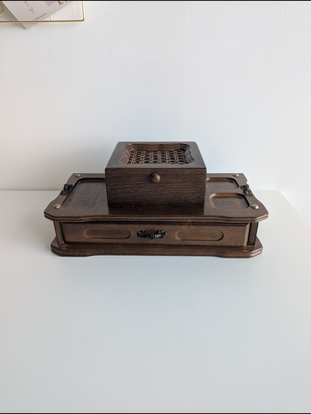 Wooden VTG Men's Valet Jewellery Box With Woven Cane Insert